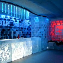 ABSOLUT ICEBAR, Milan, Italy / Photo © ICEHOTEL and ABSOLUT ICEBAR